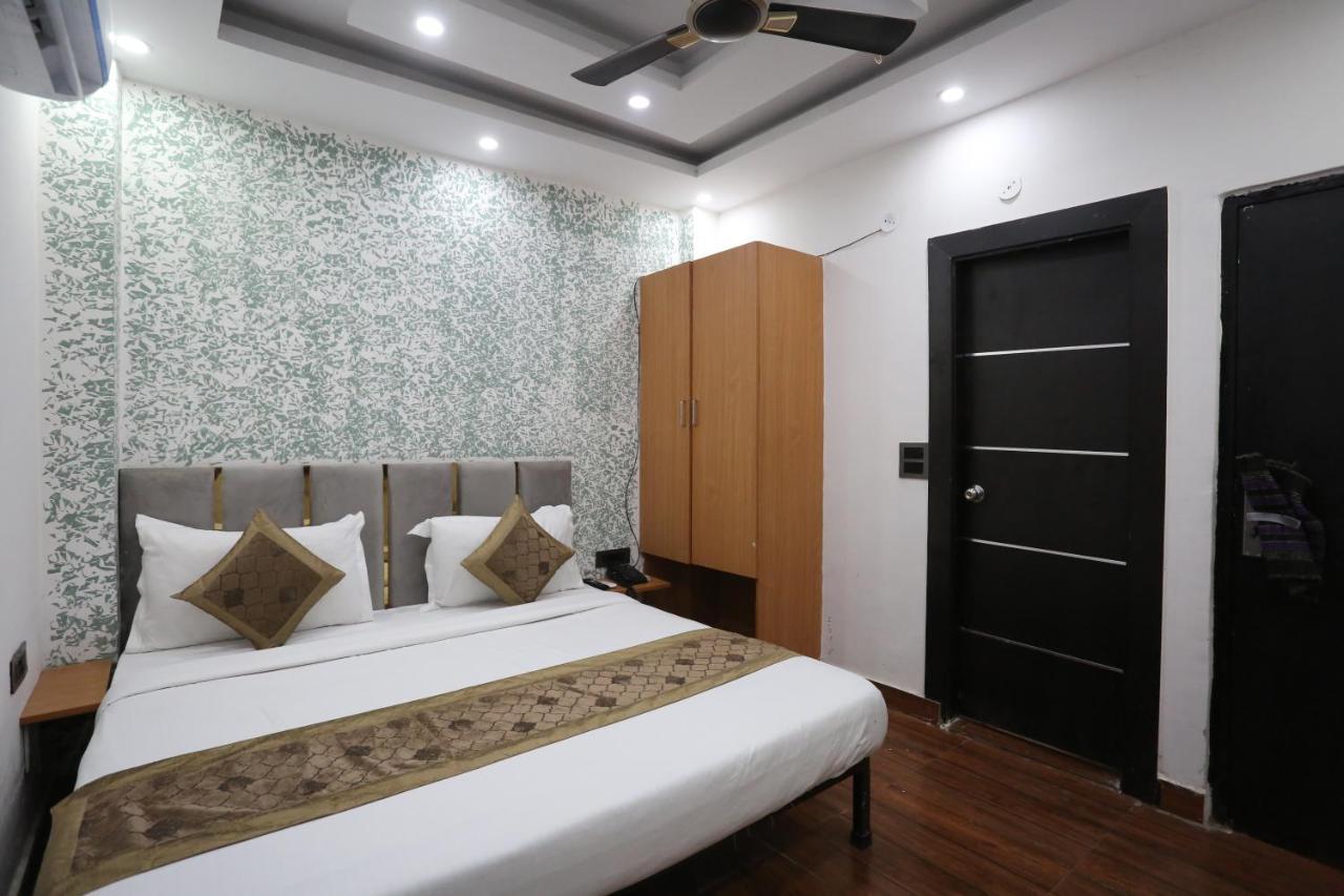 Hotel Twamev Couple Friendly Laxmi Nagar New Delhi Eksteriør billede