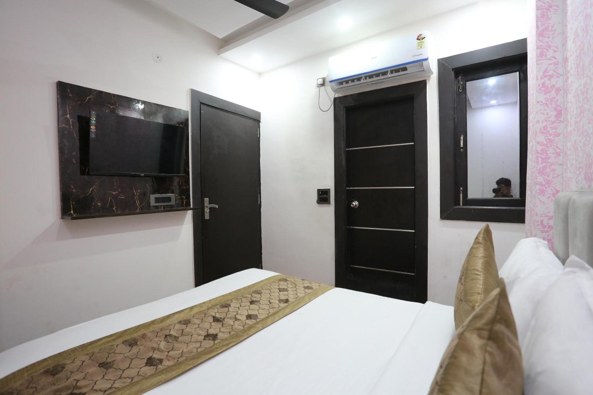 Hotel Twamev Couple Friendly Laxmi Nagar New Delhi Eksteriør billede