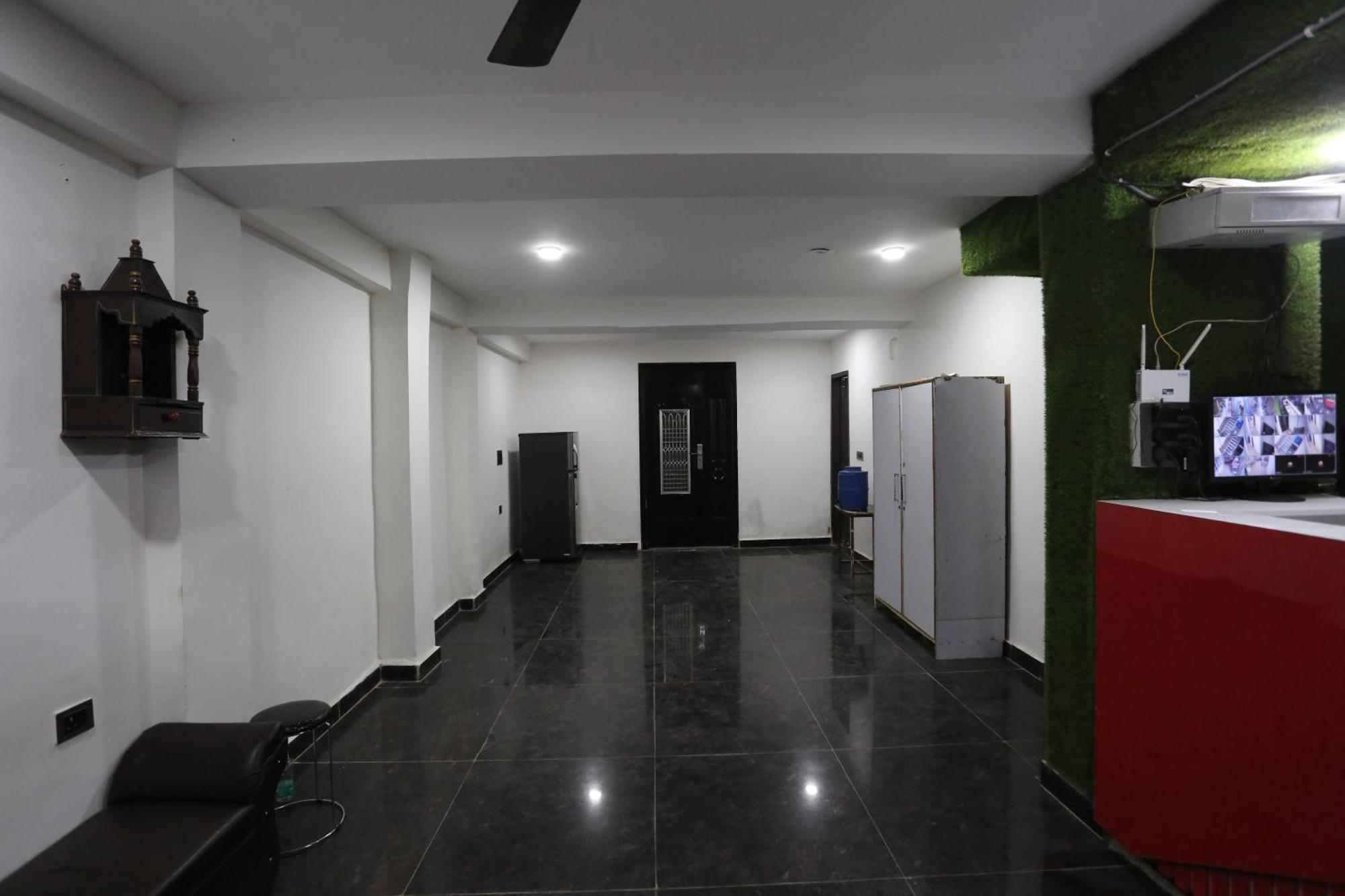 Hotel Twamev Couple Friendly Laxmi Nagar New Delhi Eksteriør billede